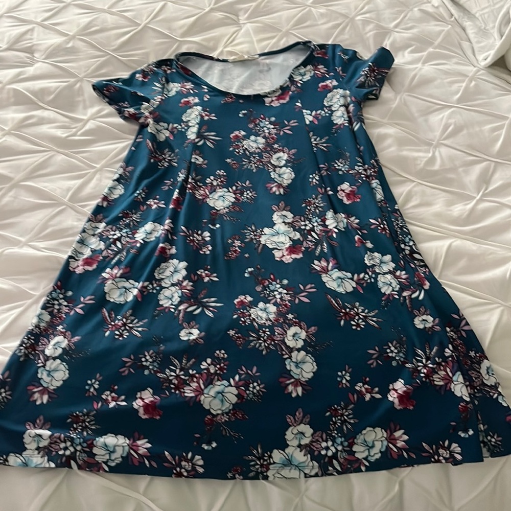 PINK ROSE FLORAL MINI DRESS (Small)